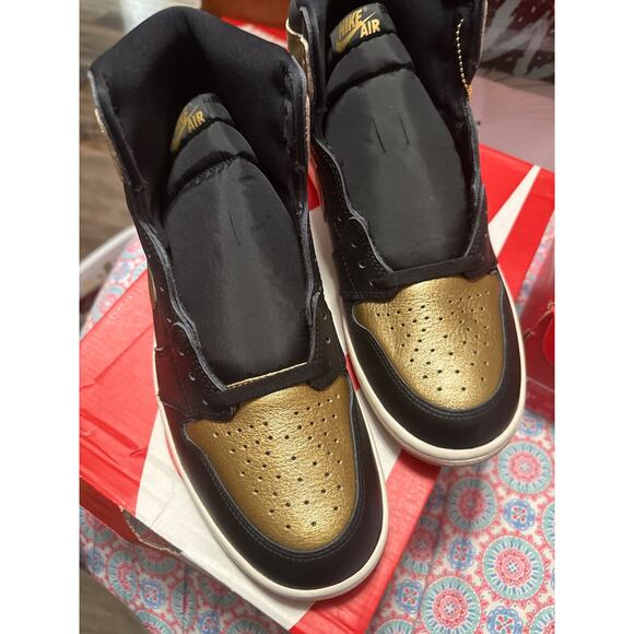Size 11 .5 - Air Jordan 1 Retro OG High Black Gold